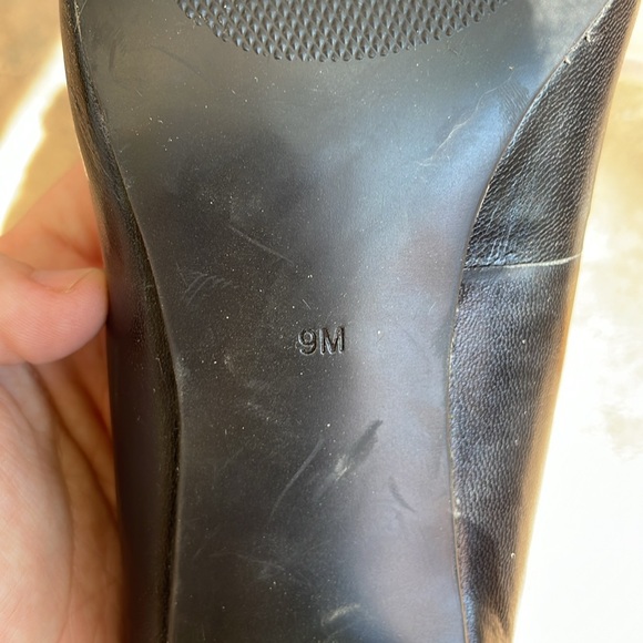 Lauren Ralph Salma Women's Leather Round Toe Pumps - Picture 7 of 7